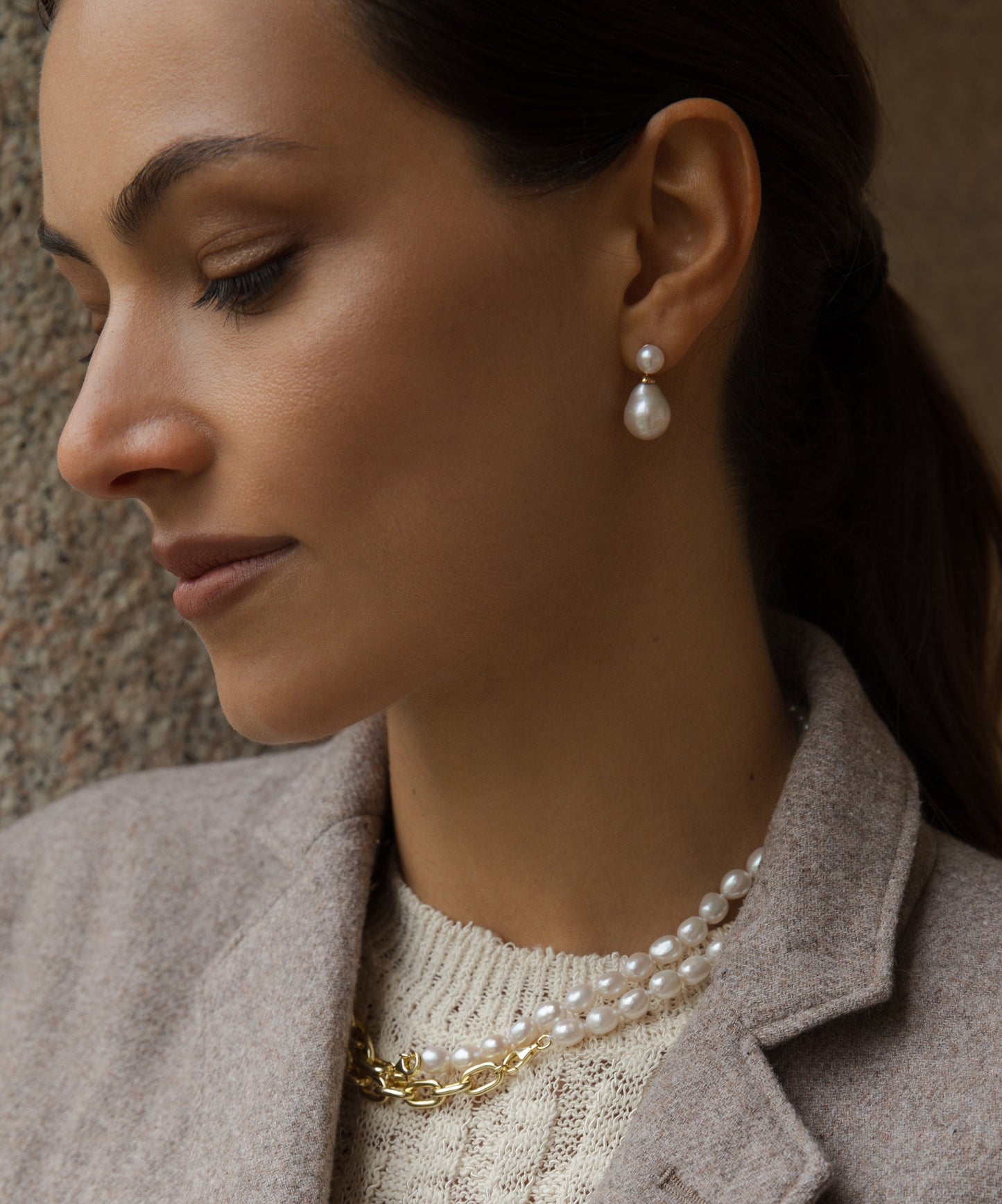 Teardrop Baroque Earrings