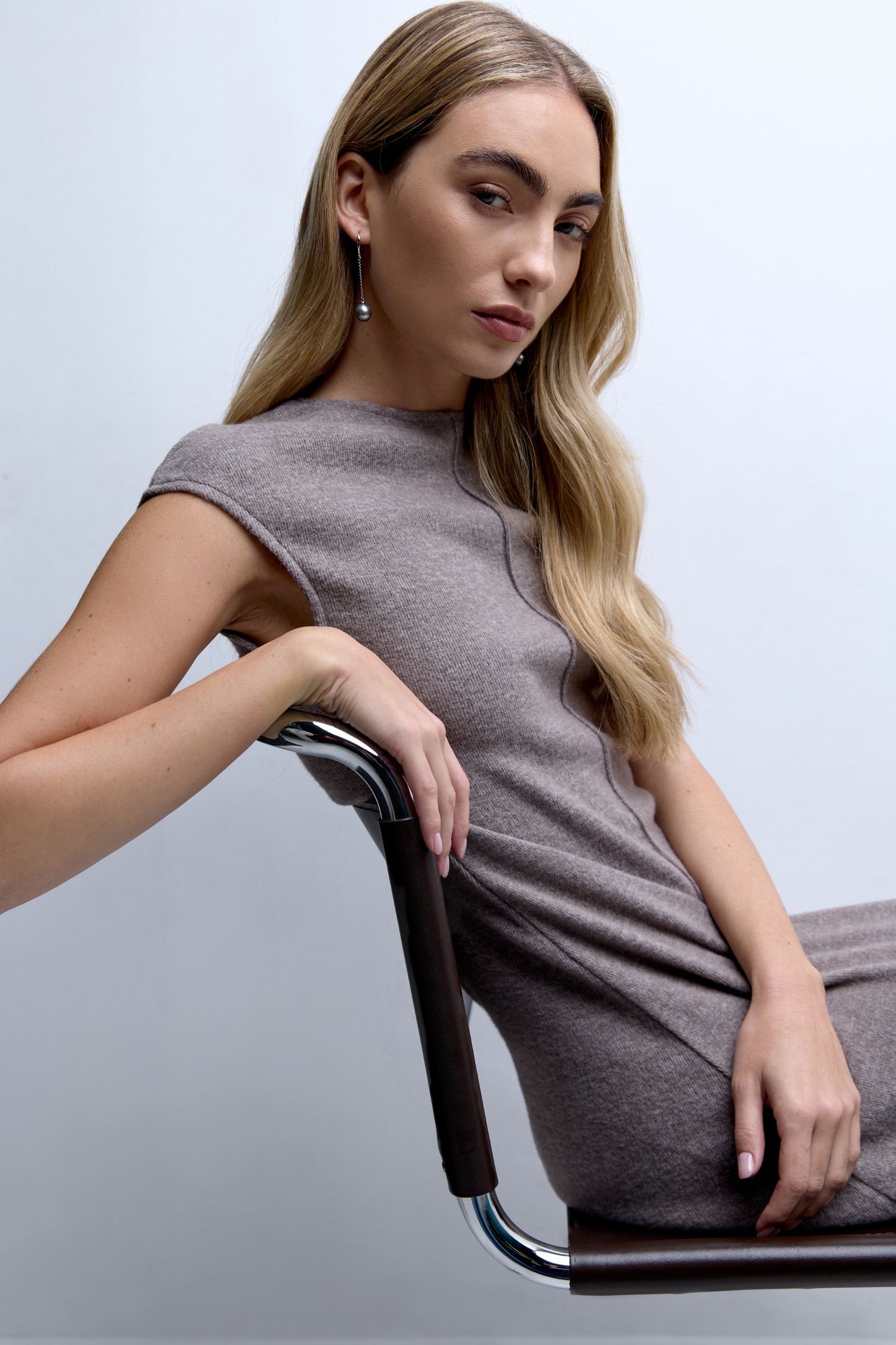 Swing Chain Tahitian Earrings