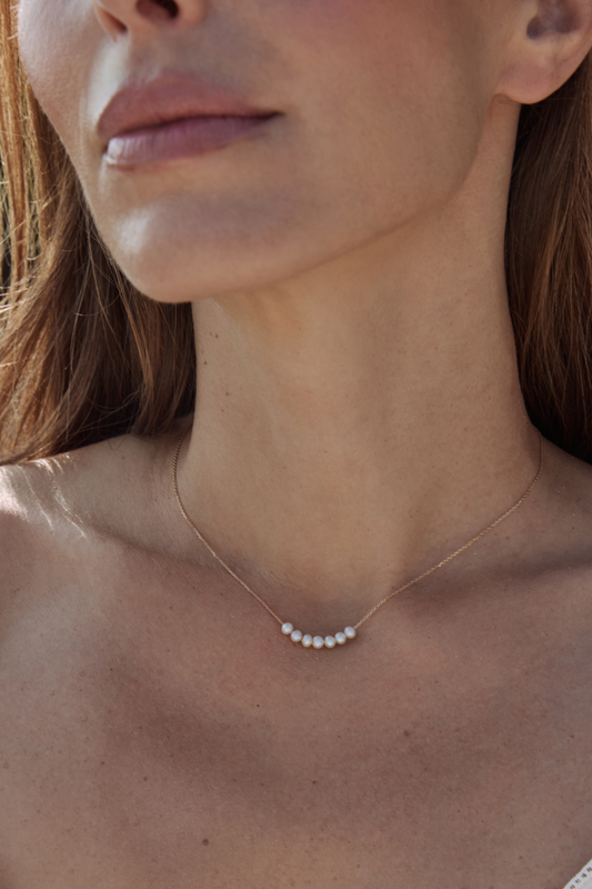 Moon Seven Pearls Necklace