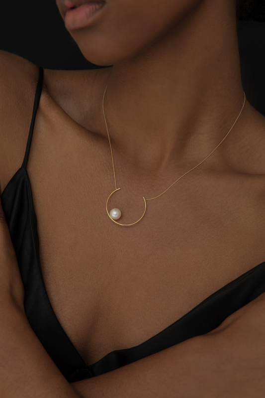 Luna Necklace
